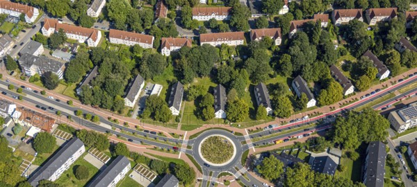 Aerial view, road traffic and planted roundabout Horster Straße and Wiesmannstraße, red marked