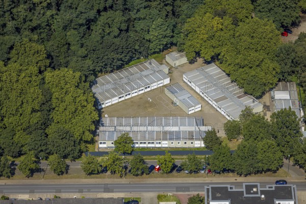 Aerial view, Central Accommodation Centre (ZUE) for refugees, Festwiese and Festplatz, Butendorf,