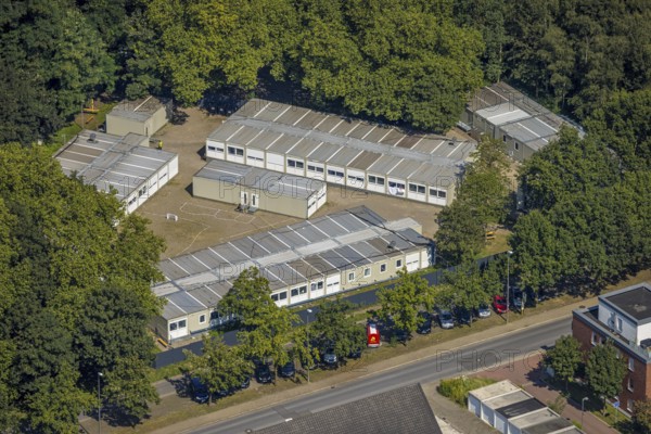 Aerial view, Central Accommodation Centre (ZUE) for refugees, Festwiese and Festplatz, Butendorf,
