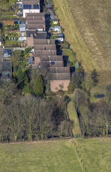 Aerial view, terraced house housing estate Hegemannsweg with green bridge over the railway line,
