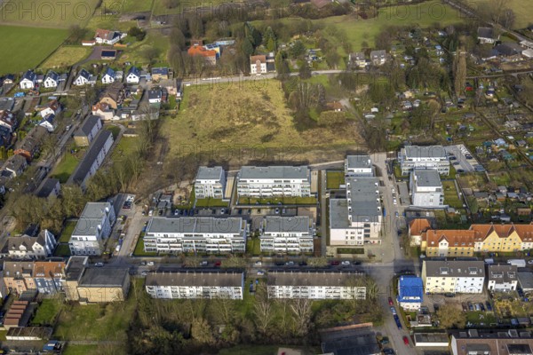 Aerial view, new housing estate Schlägelstrasse and Eisenstrasse, meadow area, Zweckel, Gladbeck,