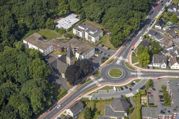 Aerial view, roundabout and cycle paths on Friedrich-Ebert-Straße and Hammer Straße, Evangelical