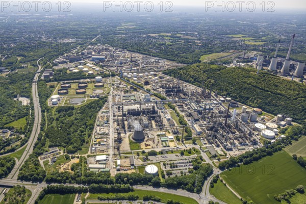 Aerial view, Ruhr Oil Refinery Scholven, Scholven, Gelsenkirchen, Ruhr Area, North