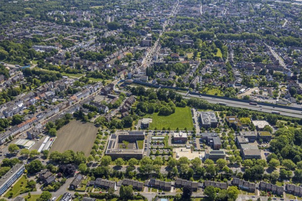 Aerial view, Schloss Berge office park with Gelsenkirchen tax office, Ludwig-Erhard-Straße