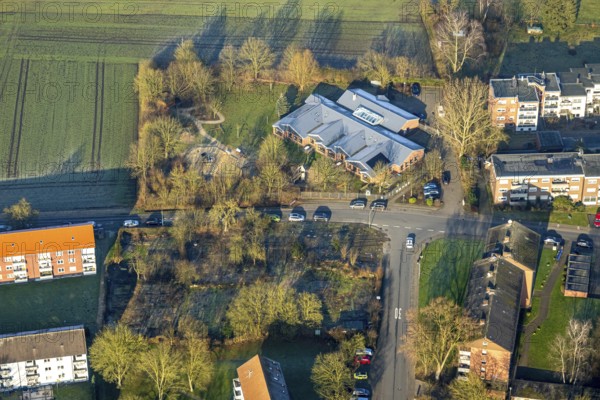 Aerial view, Heilig Kreuz catholic kindergarten, Herringen district, Hamm, Ruhr area, North