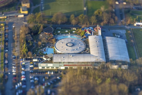 ATTENTION Photos with partial blurring caused by tilt technique on the lens side, aerial view,