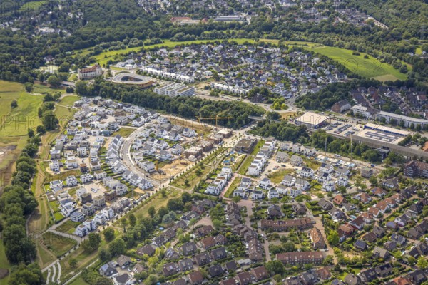 Aerial view, Duisburg-Süd, residential area Angerbogen, Am Alten Angerbach, semi-circular new