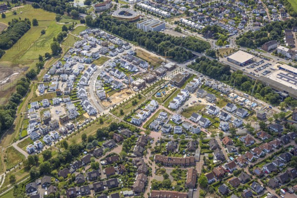 Aerial view, Duisburg-Süd, residential area Angerbogen, Am Alten Angerbach, semi-circular new