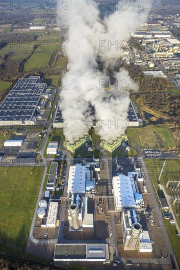 Aerial view, Trianel Gaskraftwerk Hamm GmbH with smoke clouds, Uentrop, Hamm, Ruhr area, North