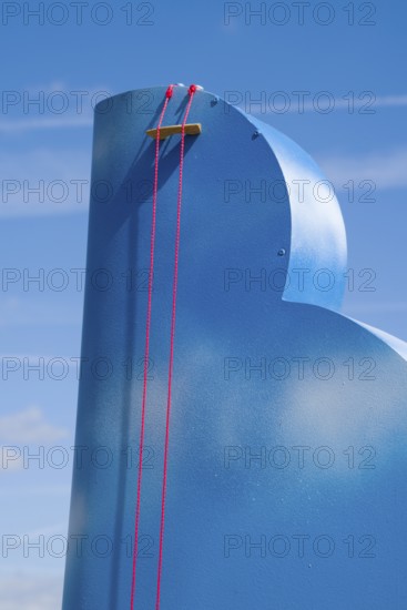 Spherical tones, wind harp music, the sound art object Klangwolke 1, Sound cloud, by Jutta Kelm,