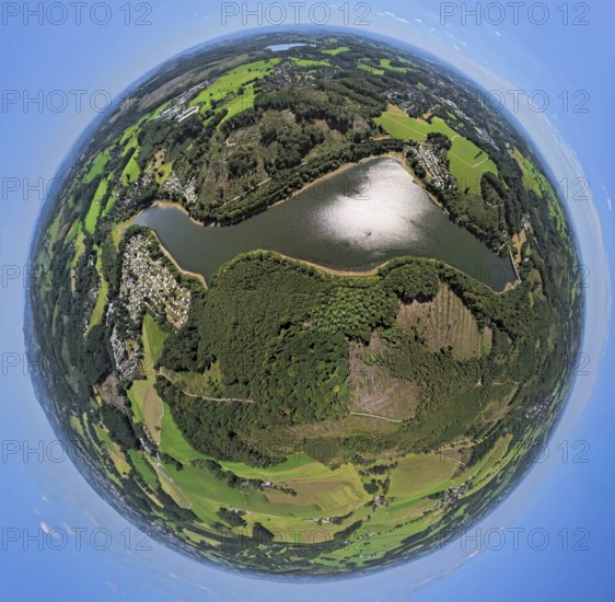 Aerial photograph, Lingesetalsperre and forest area with forest damage, Lingese campsite, Lambacher