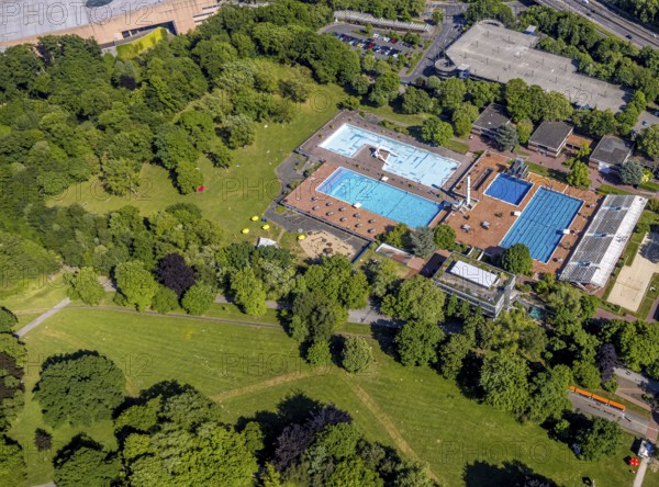 Aerial view, Grugabad Am Grugapark, outdoor swimming pool, Rüttenscheid, Essen, Ruhr area, North