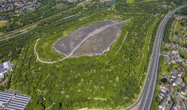 Aerial view, Schurenbach slag heap, Bramme sculpture for the Ruhr region by the artist Richard