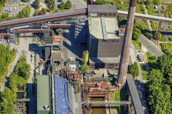 Aerial view, Zollverein factory swimming pool, Gelsenkirchener Straße, outdoor pool, Stoppenberg,
