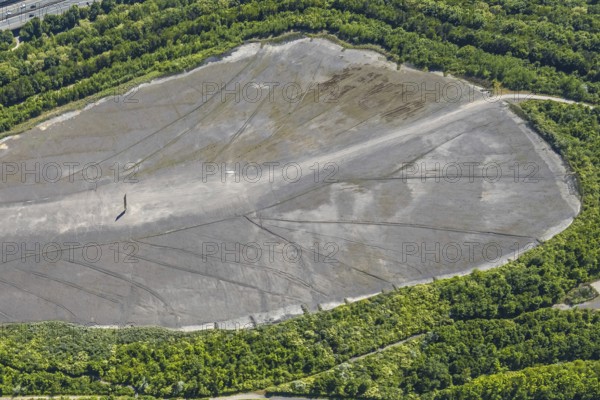 Aerial view, Schurenbach slag heap, Bramme sculpture for the Ruhr region by the artist Richard