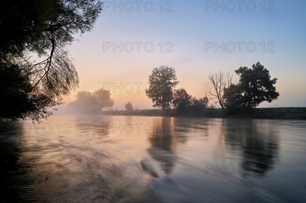 Morning atmosphere at the river Reuss, Mühlau, Freiamt, Canton, Aargau, Switzerland