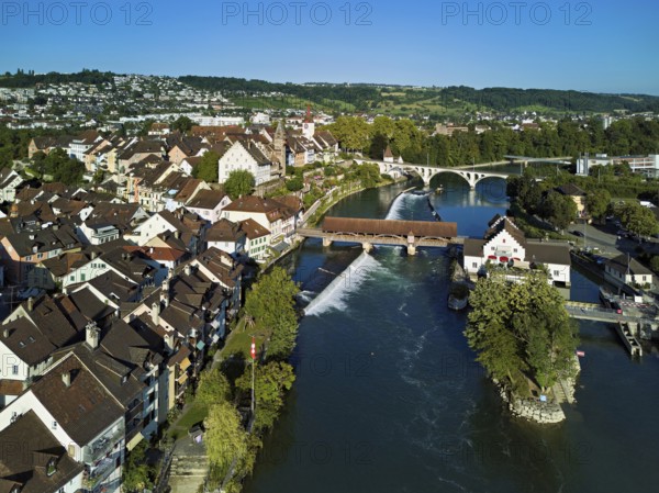 Old town with the tower of the Muri- Amthof, in the centre the weir and the old wooden bridge