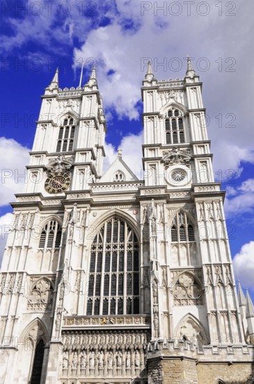 Front view, Twin towers of Westminster Abbey, London, England, Great Britain, Gothic cathedral with