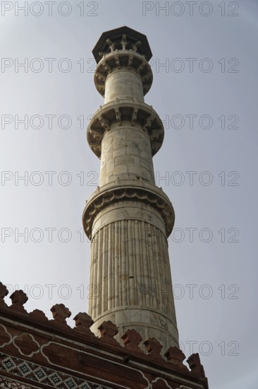Mausoleum of Itimat-ud-Daula, Tomb, Agra, Uttar Pradesh, India, Asia, Close-up of a tall tower with
