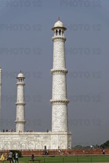 Taj Mahal Tomb, UNESCO World Heritage Site, Agra, Uttar Pradesh, India, Asia, Famous mausoleum by