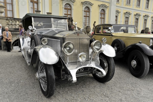 Rolls-Royce Silver Ghost, USA, from model year 1921, Elegant silver-green classic car with open top
