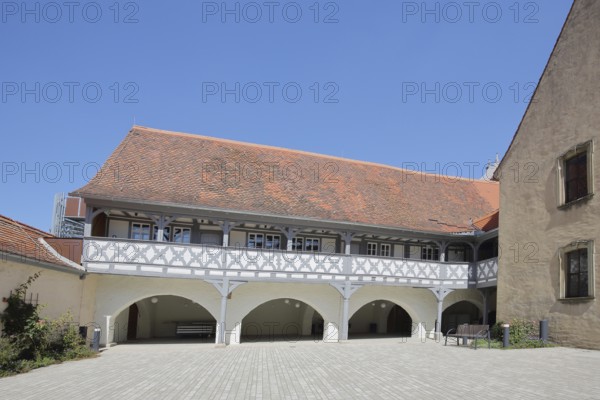 Inner courtyard of the hospital, Spitalhof, arcade, Ochsenfurt, Lower Franconia, Franconia,