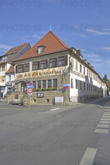 Historic Hotel and Restaurant Schlundhaus with mural painting, restaurant, market square, Bad