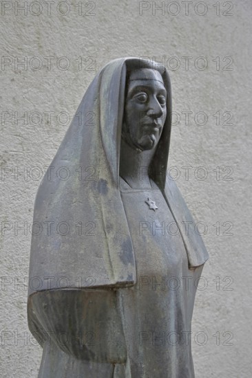 Monument to Jewish woman's rights activist and philosopher Edith Stein by Wilhelm Uhlig, sculpture,
