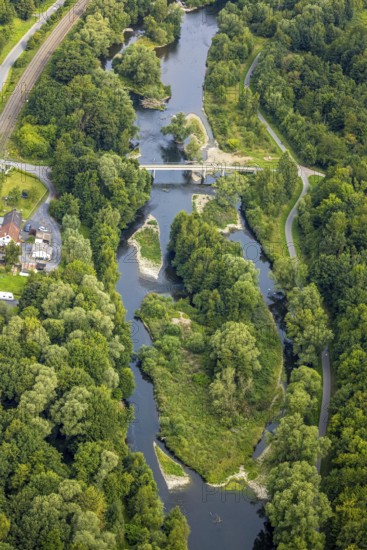 Aerial view, river Ruhr and nature island with Schützenbrücke, Neheim, Arnsberg, Ruhr area, North