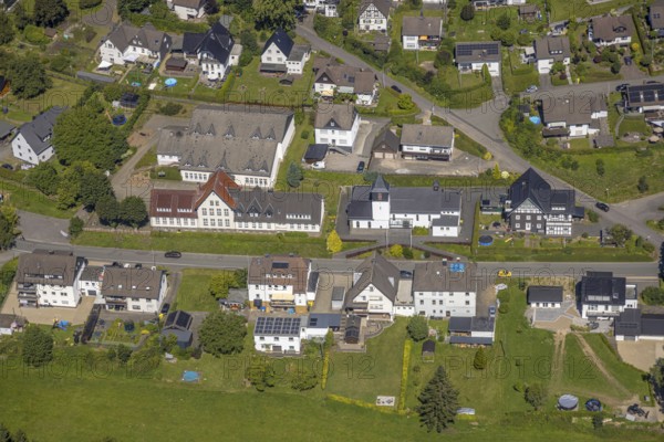Aerial view, Kath. Verbundgrundschule der Stadt Drolshagen - Teilstandort Schreibershof, catholic