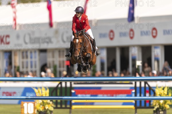 Laura Kraut of the USA, riding Tres Bien Z, competes in the first round of the 2025 BMO Nations Cup