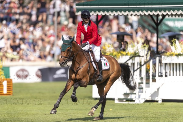 Jose Antonio Chedraui of Mexico, riding Haraminka P, competes in the first round of the 2025 BMO