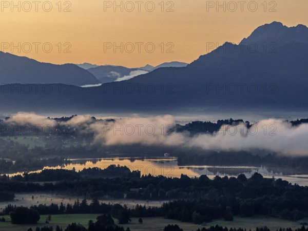 Lake, mountains, morning light, sunrise, fog, summer, Staffelsee, Murnau, Alpine foothills,