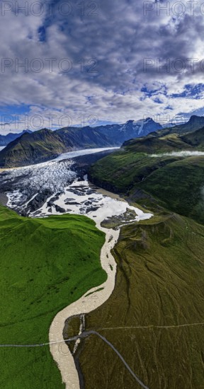 Ice floes, glacier, glacier lake, glacier lagoon, morning light, cloudy mood, panorama, summer,