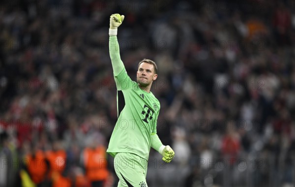 Goalkeeper Manuel Neuer FC Bayern Munich FCB (01) Gesture Gesture Champions League, Allianz Arena,
