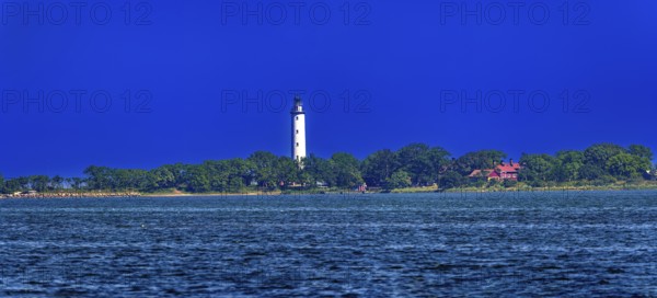 Long Erik lighthouse, Long Erik, on the northern tip of the Swedish island of Stora grundet in the