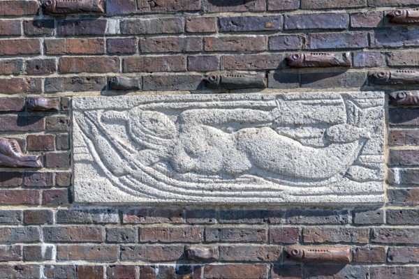 Busse Memorial, memorial, monument, Bremerhaven, Geestemünde, Fritz Höger, commissioning, Sagitta,