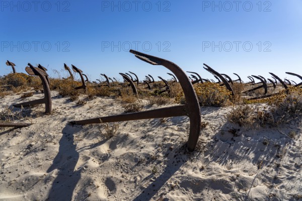 Cemitério das âncoras, anchor cemetery, around 250 iron anchors are placed here, they used to