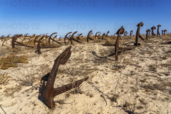 Cemitério das âncoras, anchor cemetery, around 250 iron anchors are placed here, they used to