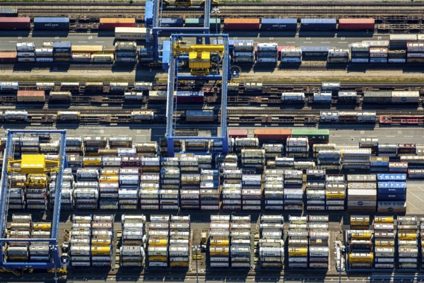 KTL Kombo-Terminal Ludwigshafen, container terminal, logistics, container loading, container,