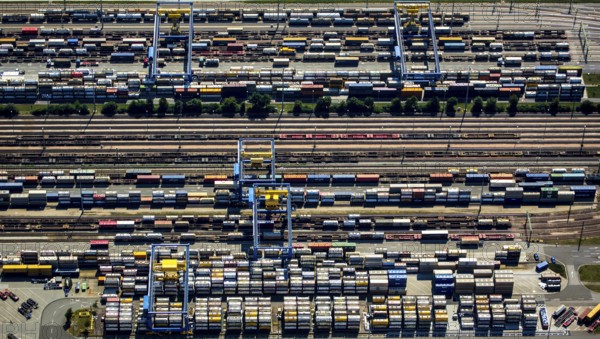 KTL Kombo-Terminal Ludwigshafen, container terminal, logistics, container loading, container,