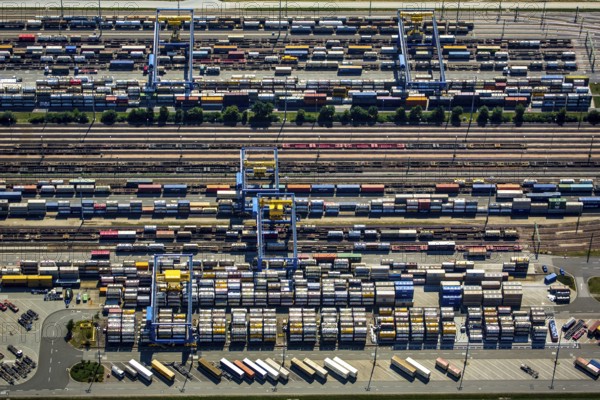 KTL Kombo-Terminal Ludwigshafen, container terminal, logistics, container loading, container,
