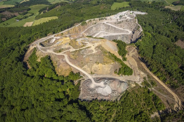 Aerial photo, Heinrich Ebel GmbH quarry, Effenberg plant, Arnsberg, Sauerland, Hochsauerlandkreis,