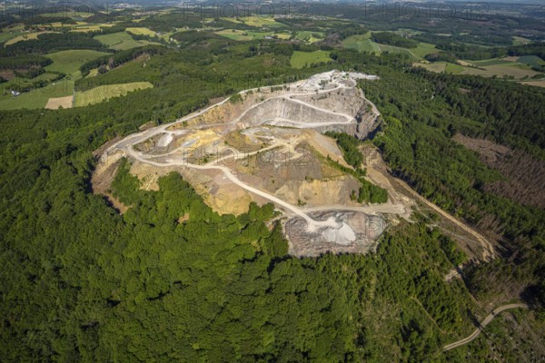 Aerial photo, Heinrich Ebel GmbH quarry, Effenberg plant, Arnsberg, Sauerland, Hochsauerlandkreis,