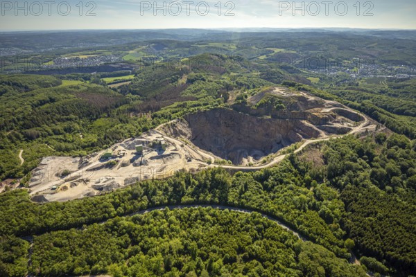 Aerial photo, Heinrich Ebel GmbH quarry, Effenberg plant, Arnsberg, Sauerland, Hochsauerlandkreis,