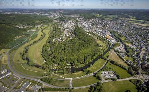 Aerial view, local view Wennigloh in forest area, Eichholz forest, river Ruhr, Ruhr loop, Arnsberg,