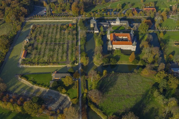 Aerial view, Golfclub Wasserschloss Westerwinkel, Schloss Westerwinkel, Herbern, Ascheberg,