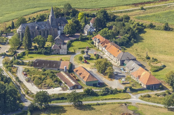 Ölinghausen Monastery, monastery building inhabited by the Sisters of St. Mary Magdalene Postel,