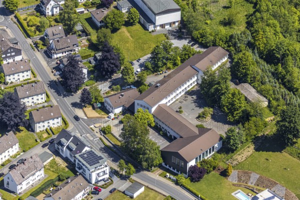 Aerial photo, Gemeinschaftsgrundschule St.-Engelbert, Attendorn, Sauerland, North Rhine-Westphalia,