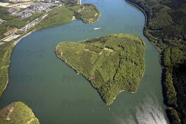 Aerial view, Gilberginsel, Biggesee, excursion boat on the Biggetalsperre, Attendorn, Sauerland,
